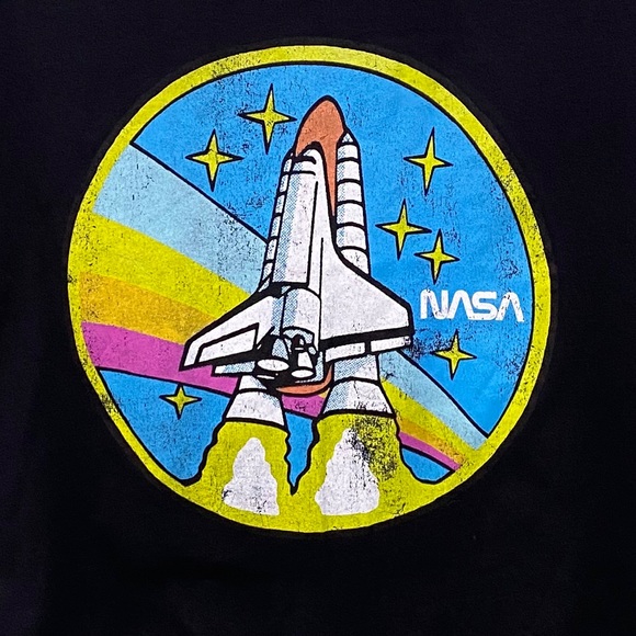 NASA Cropped Tee - Picture 2 of 3
